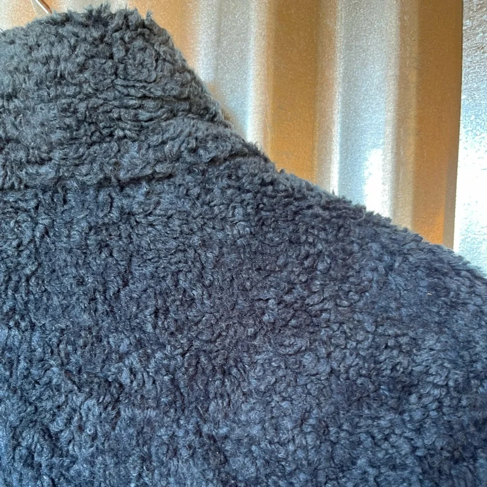 ⊹ Pendleton ⊹ - Picture 9 of 9